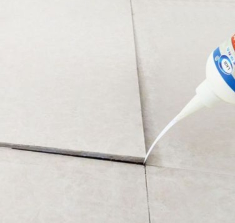 铁岭瓷砖空鼓维修公司分享卫生间瓷砖脱落的原因可能有以下几点